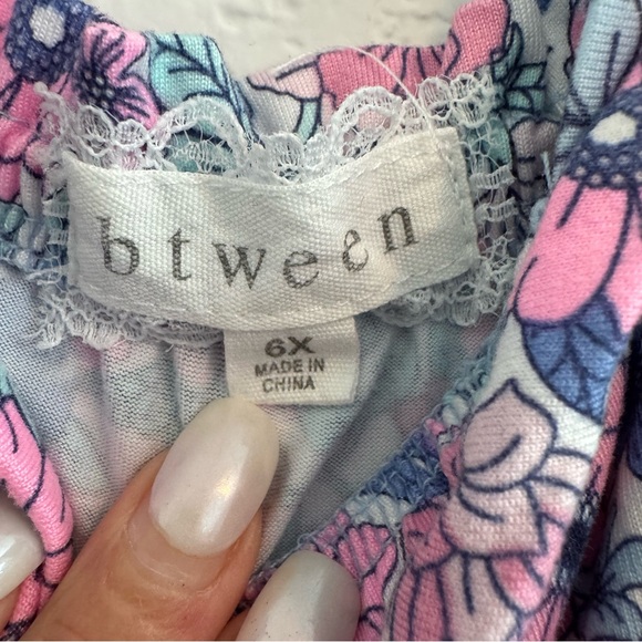 Bundle of btween Periwinkle Eyelet and Multi Floral Ropers. Size 6X. - Picture 11 of 13